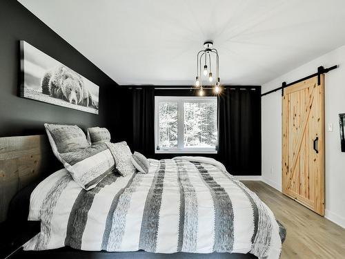 Chambre Ã  coucher principale - 118 Rue Des Cuivres, Saint-Colomban, QC - Indoor Photo Showing Bedroom