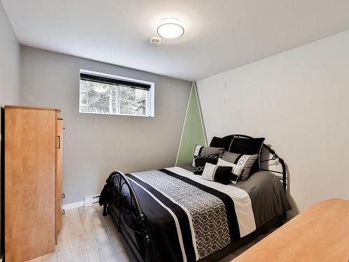 Chambre Ã Â coucher - 118 Rue Des Cuivres, Saint-Colomban, QC - Indoor Photo Showing Bedroom