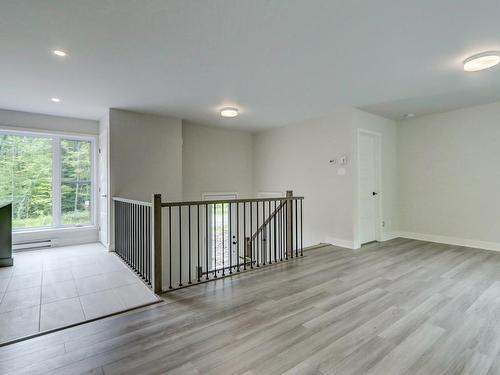 Living room - 100 12E Avenue, Saint-Hippolyte, QC - Indoor Photo Showing Other Room