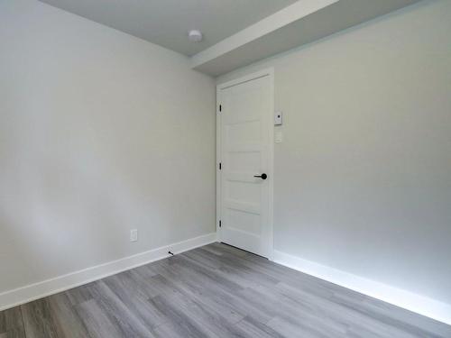 Bedroom - 100 12E Avenue, Saint-Hippolyte, QC - Indoor Photo Showing Other Room