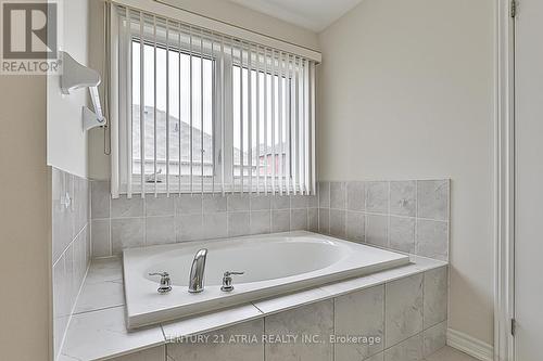 1940 Douglas Langtree Drive, Oshawa (Taunton), ON - Indoor Photo Showing Bathroom