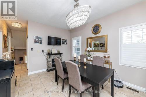 1 - 575 Steeple Hill, Pickering (Woodlands), ON - Indoor Photo Showing Dining Room