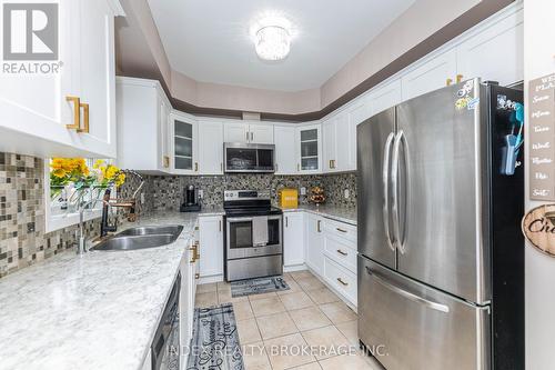 1 - 575 Steeple Hill, Pickering (Woodlands), ON - Indoor Photo Showing Kitchen With Stainless Steel Kitchen With Double Sink