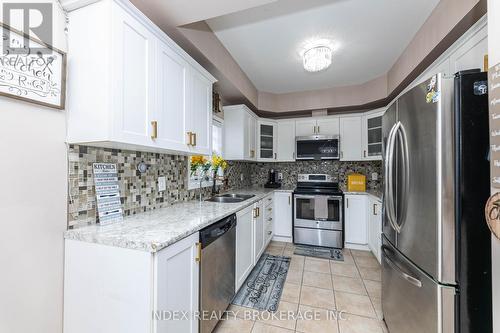 1 - 575 Steeple Hill, Pickering (Woodlands), ON - Indoor Photo Showing Kitchen With Stainless Steel Kitchen With Double Sink