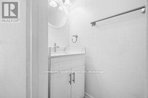 37 Frontier Pathway, Toronto (Malvern), ON - Indoor Photo Showing Bathroom