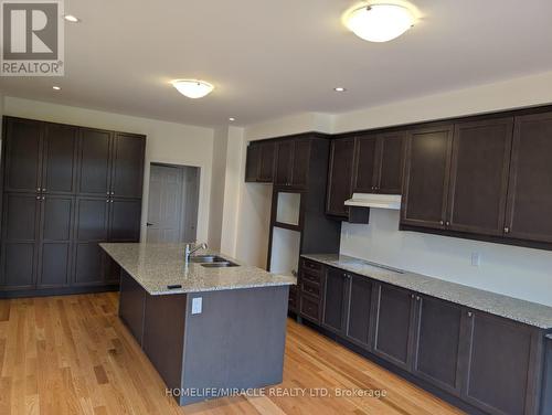 905 Rexton Drive, Oshawa, ON - Indoor Photo Showing Kitchen With Double Sink