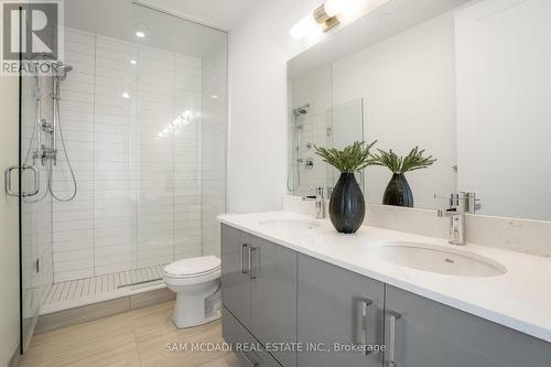 601 - 1316 Kingston Road, Toronto (Birchcliffe-Cliffside), ON - Indoor Photo Showing Bathroom