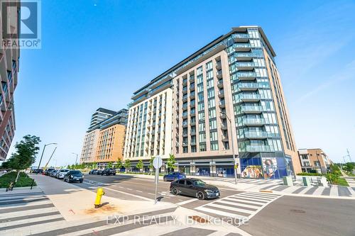 813 - 100 Eagle Rock Way, Vaughan (Maple), ON - Outdoor With Facade