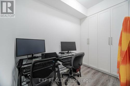 813 - 100 Eagle Rock Way, Vaughan (Maple), ON - Indoor Photo Showing Office