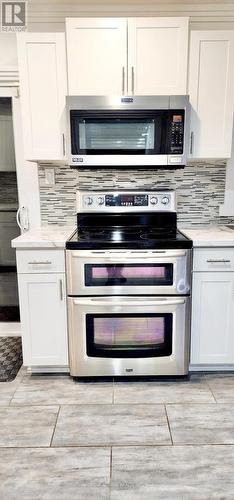 325 Amelia Street, Newmarket (Bristol-London), ON - Indoor Photo Showing Kitchen