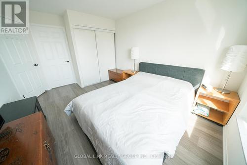 2302 - 3 Pemberton Avenue, Toronto (Newtonbrook East), ON - Indoor Photo Showing Bedroom