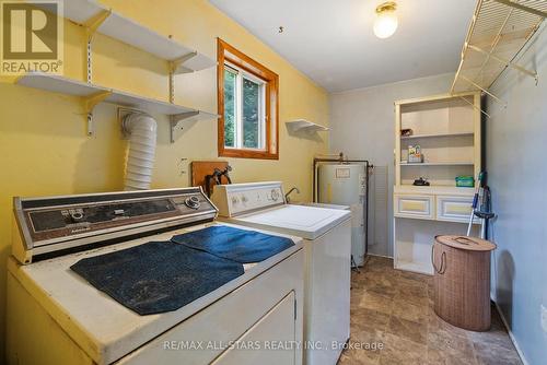 5 Chateau Place, Kawartha Lakes, ON - Indoor Photo Showing Laundry Room