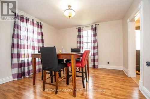 203 County Rd 28 Road, Otonabee-South Monaghan, ON - Indoor Photo Showing Dining Room