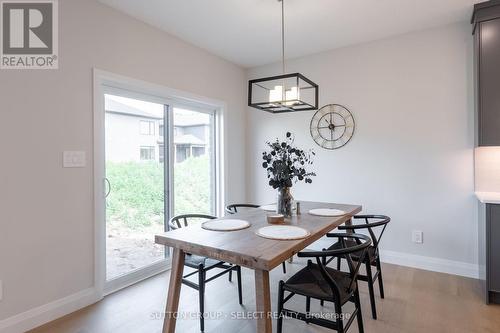 6378 Heathwoods Avenue, London, ON - Indoor Photo Showing Dining Room