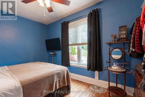 463 Dorinda Street, London, ON - Indoor Photo Showing Bedroom