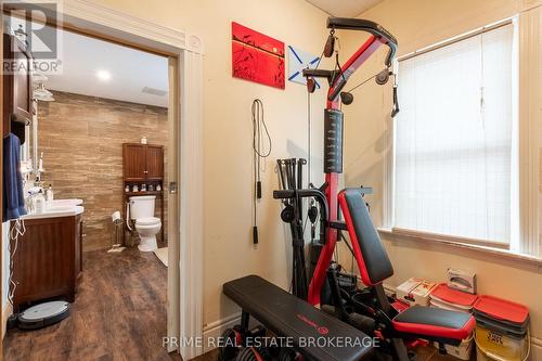 463 Dorinda Street, London, ON - Indoor Photo Showing Gym Room