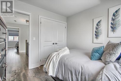 721 Yarfield Crescent, Newmarket (Glenway Estates), ON - Indoor Photo Showing Bedroom