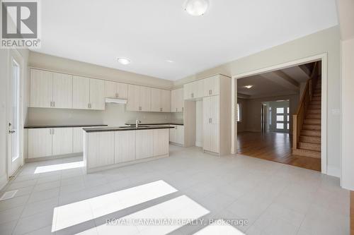 277 Wesmina Avenue, Whitchurch-Stouffville, ON - Indoor Photo Showing Kitchen