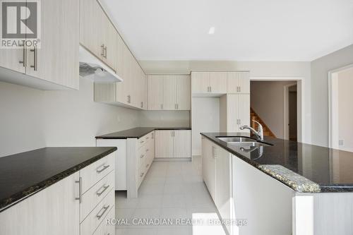 277 Wesmina Avenue, Whitchurch-Stouffville, ON - Indoor Photo Showing Kitchen With Double Sink