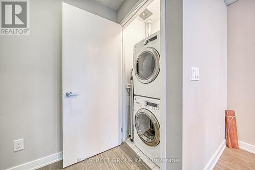 2312 - 55 Regent Park Boulevard, Toronto, ON - Indoor Photo Showing Laundry Room