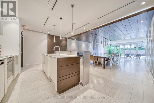 2312 - 55 Regent Park Boulevard, Toronto, ON - Indoor Photo Showing Kitchen With Upgraded Kitchen