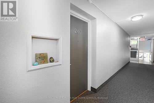 207 - 1377 Lakeshore Road, Burlington (Brant), ON - Indoor Photo Showing Other Room