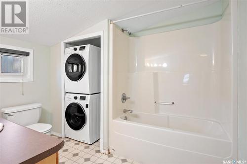 1801 E Avenue N, Saskatoon, SK - Indoor Photo Showing Laundry Room