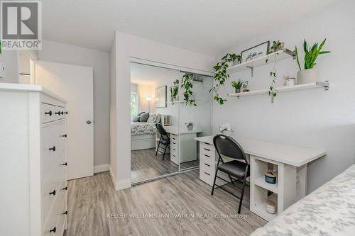 305 - 276 Eiwo Court, Waterloo, ON - Indoor