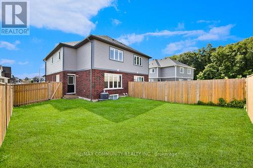 9 Hawthorn Avenue, Thorold, ON - Outdoor