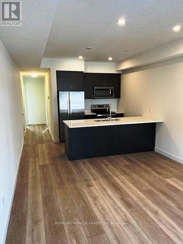 70 - 405 Myers Road, Cambridge, ON - Indoor Photo Showing Kitchen