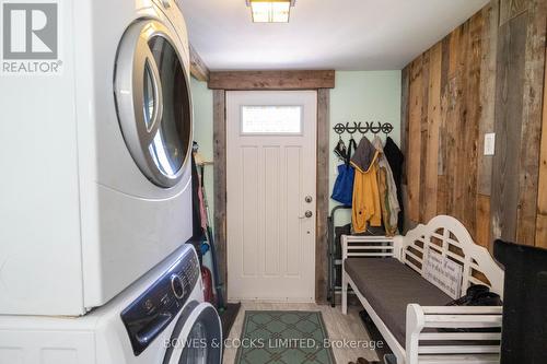 694 County Rd 504, North Kawartha, ON - Indoor Photo Showing Laundry Room