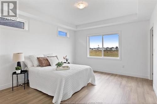 210 Mclellan Avenue, Amherstburg, ON - Indoor Photo Showing Bedroom