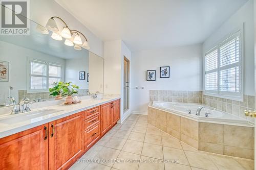 1309 Kestell Boulevard, Oakville (Iroquois Ridge North), ON - Indoor Photo Showing Bathroom