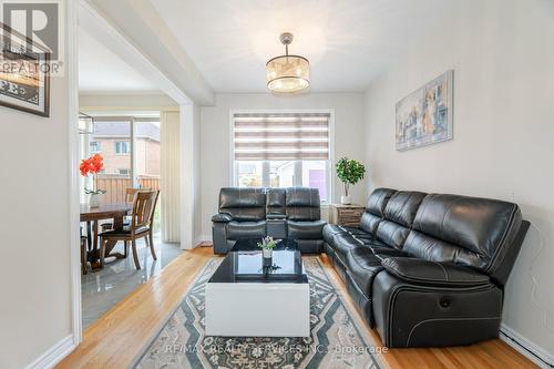 45 Buchanan Crescent, Brampton (Credit Valley), ON - Indoor Photo Showing Living Room