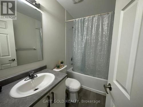 150#1 Beckenrose Court, Brampton, ON - Indoor Photo Showing Bathroom