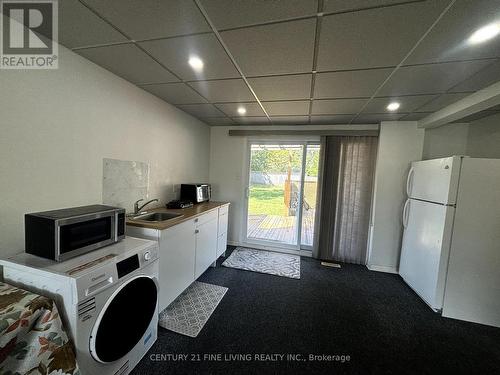 41 Esplanade Road, Brampton, ON - Indoor Photo Showing Laundry Room