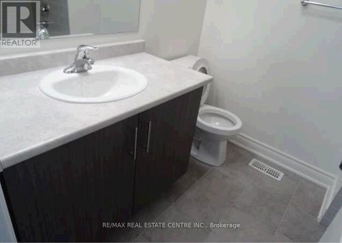 23 Little Britain Crescent, Brampton, ON - Indoor Photo Showing Bathroom