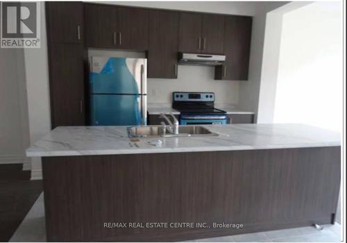 23 Little Britain Crescent, Brampton, ON - Indoor Photo Showing Kitchen With Stainless Steel Kitchen