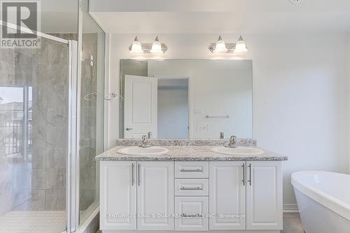 34 Sissons Way, Markham, ON - Indoor Photo Showing Bathroom