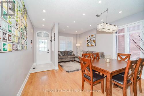 617 Fred Mclaren Boulevard, Markham, ON - Indoor Photo Showing Dining Room