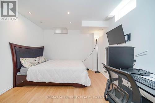 617 Fred Mclaren Boulevard, Markham, ON - Indoor Photo Showing Bedroom