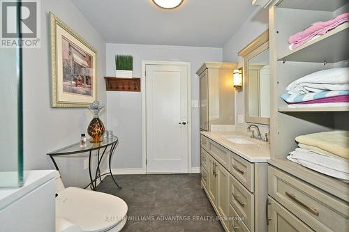 213 Sunset Crescent, Innisfil (Stroud), ON - Indoor Photo Showing Bathroom