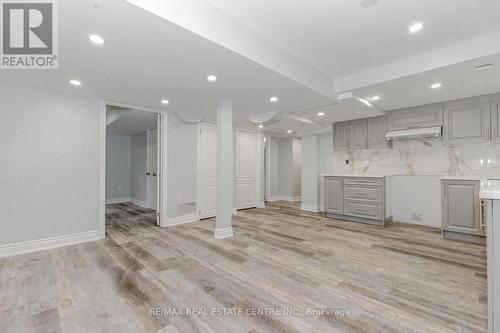 108 Williamson Drive, Brampton (Fletcher'S Meadow), ON - Indoor Photo Showing Kitchen