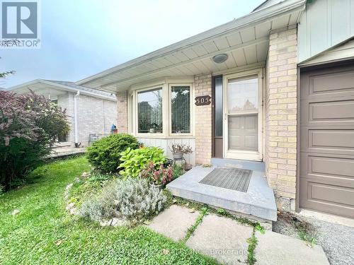 505 London Road, Newmarket, ON - Outdoor