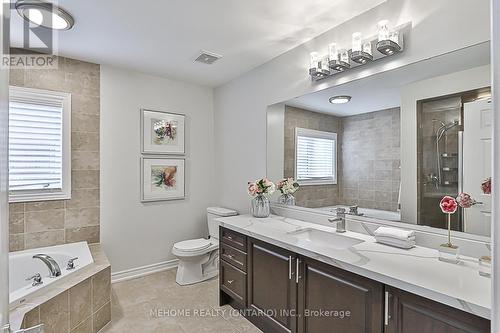 51 Beckett Avenue, Markham, ON - Indoor Photo Showing Bathroom