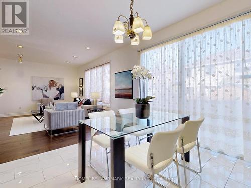 6 Saxony Drive, Markham (Berczy), ON - Indoor Photo Showing Dining Room