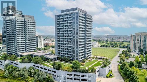 1405 - 55 Oneida Crescent, Richmond Hill (Langstaff), ON - Outdoor With Facade