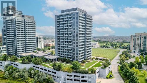 1405 - 55 Oneida Crescent, Richmond Hill, ON - Outdoor With Facade