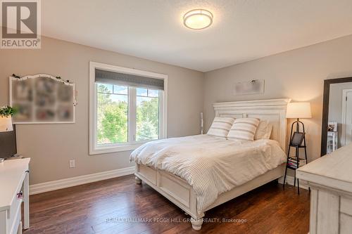 16 Bridle Path, Oro-Medonte (Horseshoe Valley), ON - Indoor Photo Showing Bedroom