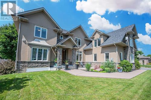 16 Bridle Path, Oro-Medonte (Horseshoe Valley), ON - Outdoor With Facade